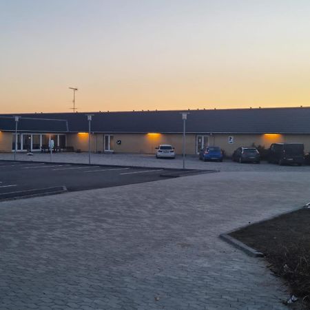 Skuldelev Kro Skibby Kültér fotó
